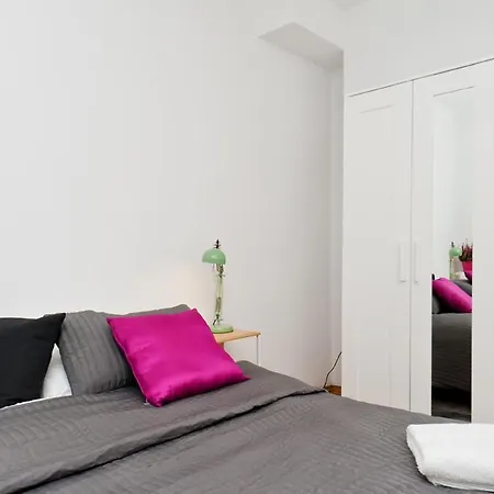 Big & Sweet Rooms In Old Town Cracow *